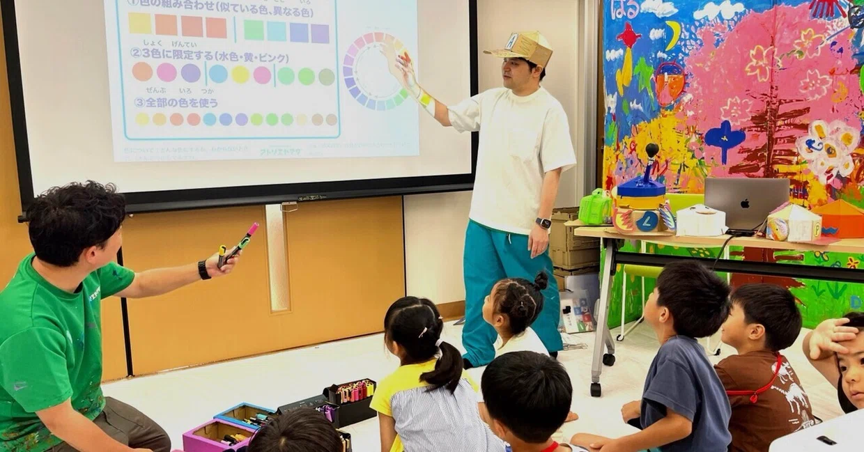 ダンボール帽子づくりの導入レクチャー（TauT阪急洛西口）